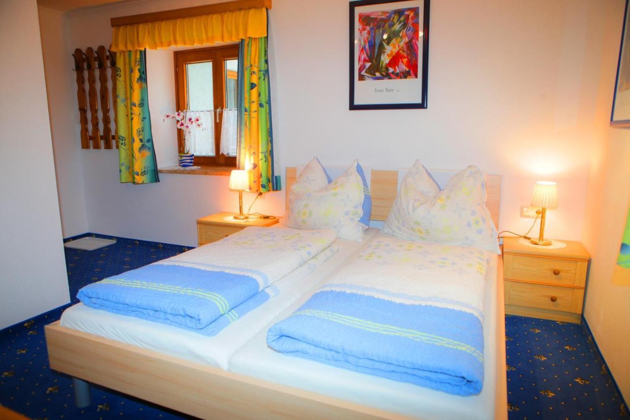 Ferienhaus Hintersee Kamer foto